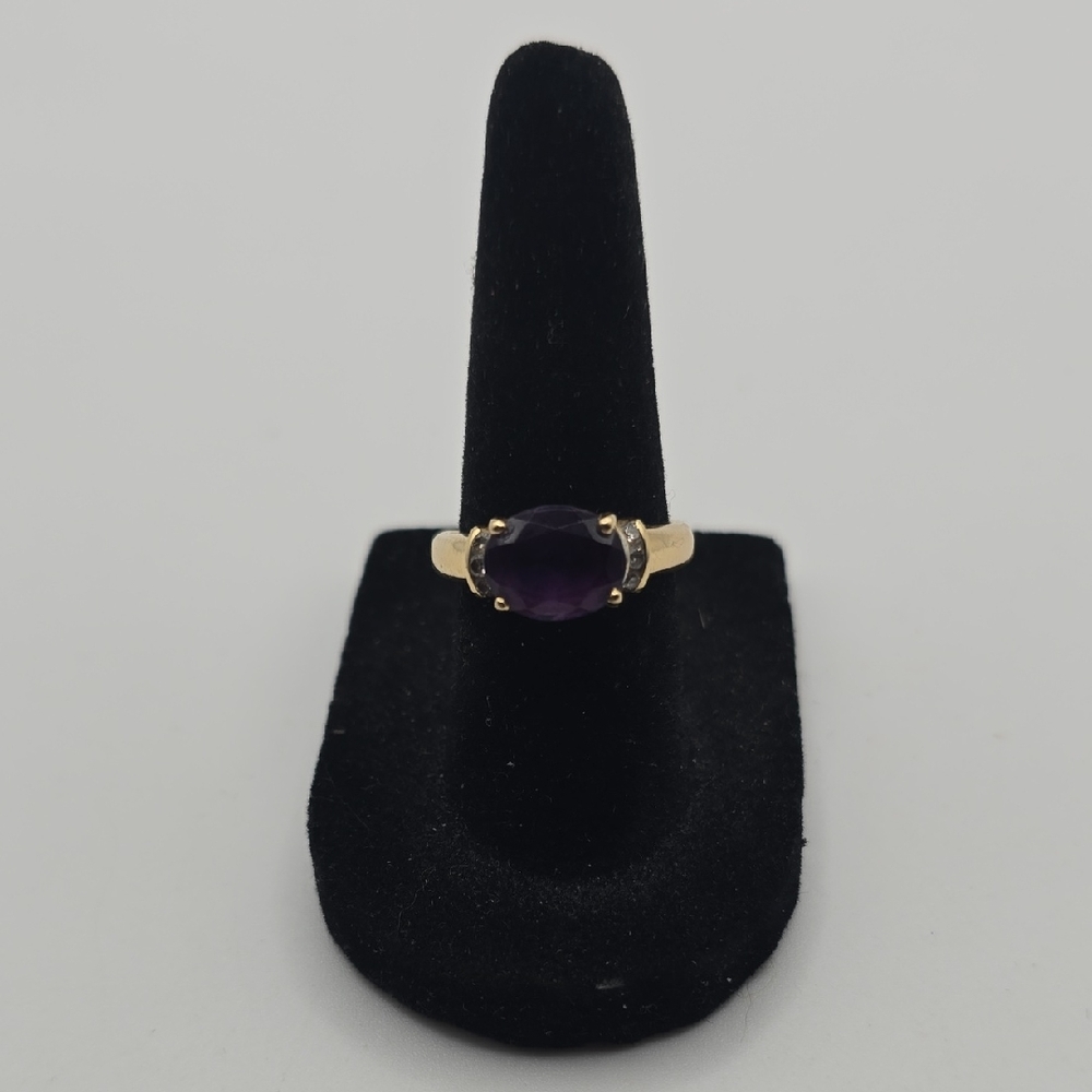 6.75 14 KGold and Purple Amethyst And Diamonds Women's Ring